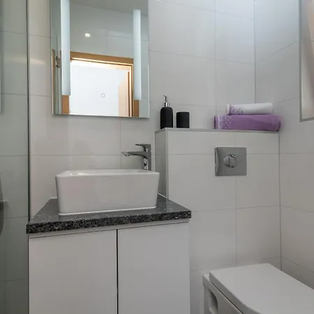 Ivana Apartment *