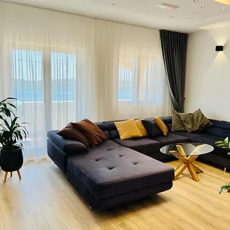 Apartment Ivana *